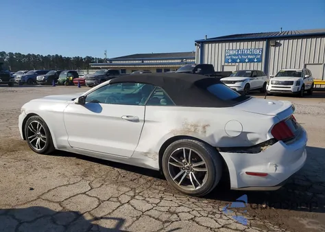 2015 Ford Mustang z USA, uszkodzony, nr VIN 1FATP8UH1F5397582